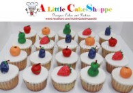 Customised 2D 3D birthday wedding cakes singapore fondant fresh cream