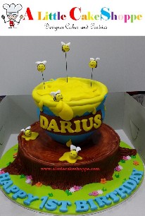 Customised 2D 3D birthday wedding cakes singapore fondant fresh cream